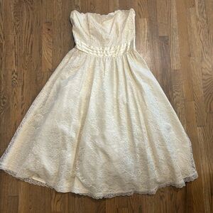 Vintage Gunne Sax Ivory Lace Strapless Bridal Dress